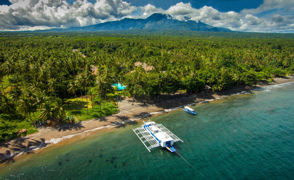 <strong>Atmosphere Resort & Spa, Negros Oriental:</strong> An independently owned resort, Atmosphere Resorts & Spa is run by two British expats -- a scuba diver and an architect -- who met in the Philippines more than 15 years ago.