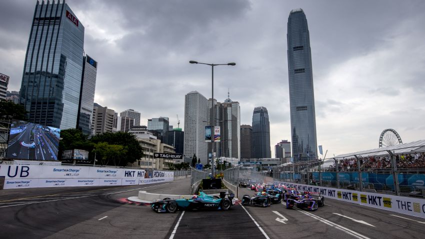 HONG KONG, CHINA - OCTOBER 9: In this handout image supplied by Formula E, Nelson Piquet (BRA), NextEV NIO, Spark-NEXTEV, NEXTEV TCR Formula 002 leads the field at the start of the race during the FIA Formula E Championship Hong Kong ePrix at the Central Harbourfront Circuit on October 9, 2016 in Hong Kong, China. (Photo by LAT Photographic / Formula E via Getty Images)