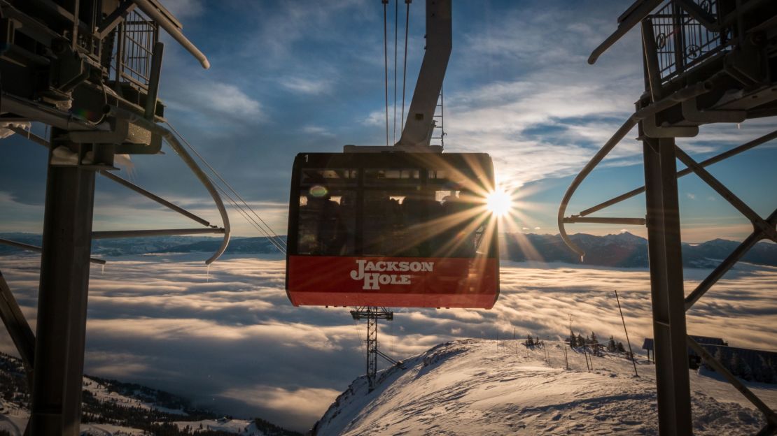 At 12,662 meters, the Jackson Hole tram is the largest vertical of any ski resort in the United States. 