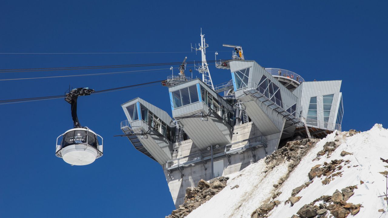 The slick Skyway Monte Bianco has skiers peering across the roof of Europe.