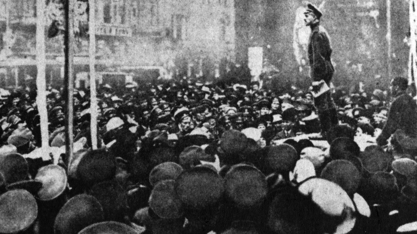 A crowd convenes at a revolutionary meeting in Petrograd.
