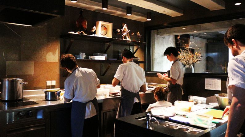 <strong>The layout of the kitchen: </strong>The classic kitchen layout that segregates savory and sauce sections and relegates pastry to the sidelines (desserts)  was banished at Noma.