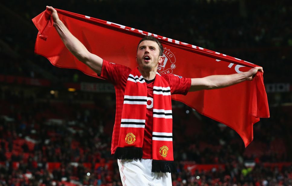 Hailed as the "complete player" by Barcelona legend Xavi Hernández, Michael Carrick has continued to control Manchester United's midfield beyond his 35th birthday. 
