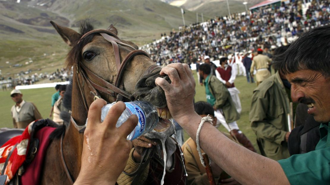 unseen asia - shandur polo