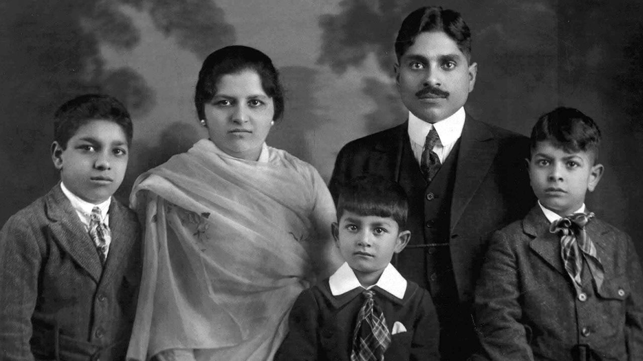 Vaishno Das Bagai arrived in San Francisco in 1915 with his wife and three sons.
