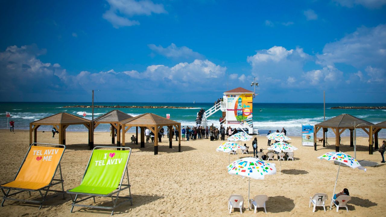 Frishman Beach: The hotel is on Tel Aviv's Frishman Beach, which is hugely popular with locals (look for weekend picnics and people jogging with their dogs).