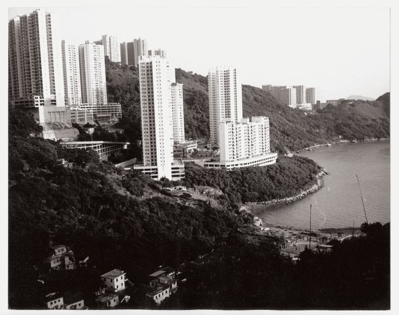 A photo showing Hong Kong's Sandy Bay. Curator Jeffrey Dietsch said that during the Hong Kong leg of the trip Warhol took his photos quickly: "He didn't stop to say 'hold on'... it was an extension of the way he perceived the world."