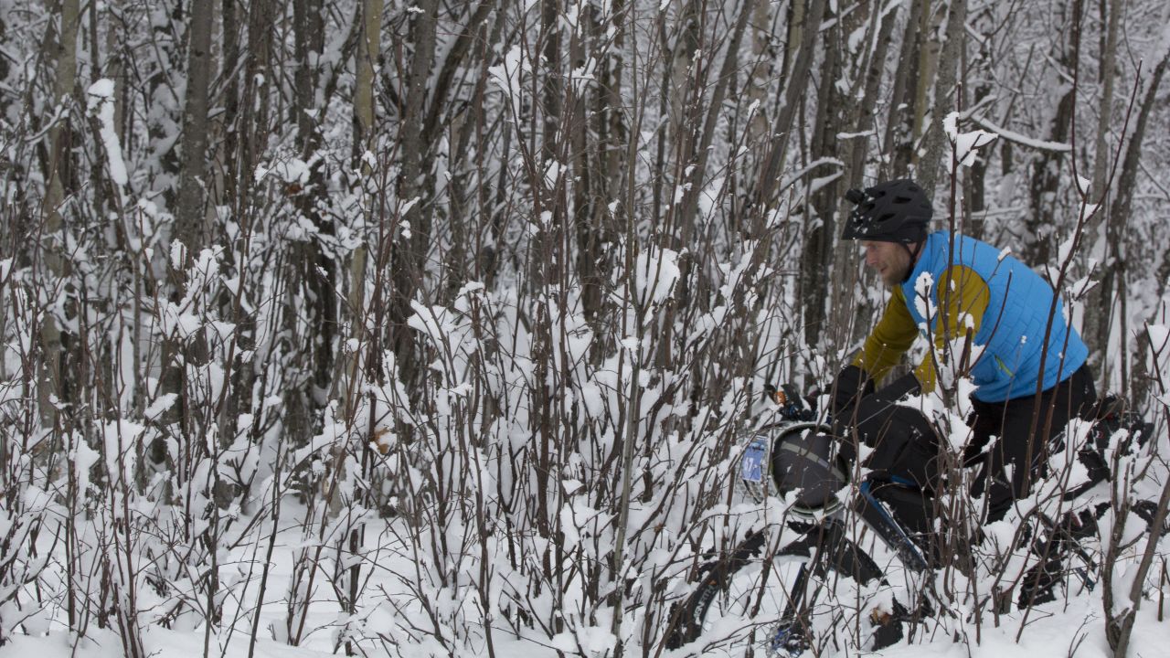 About 10% of the racers don't finish, usually voluntarily. For some, it's about the race conditions, others get hurt or are feeling ill. Some just find it too demanding, either because they didn't train properly or didn't have the right gear.<br />