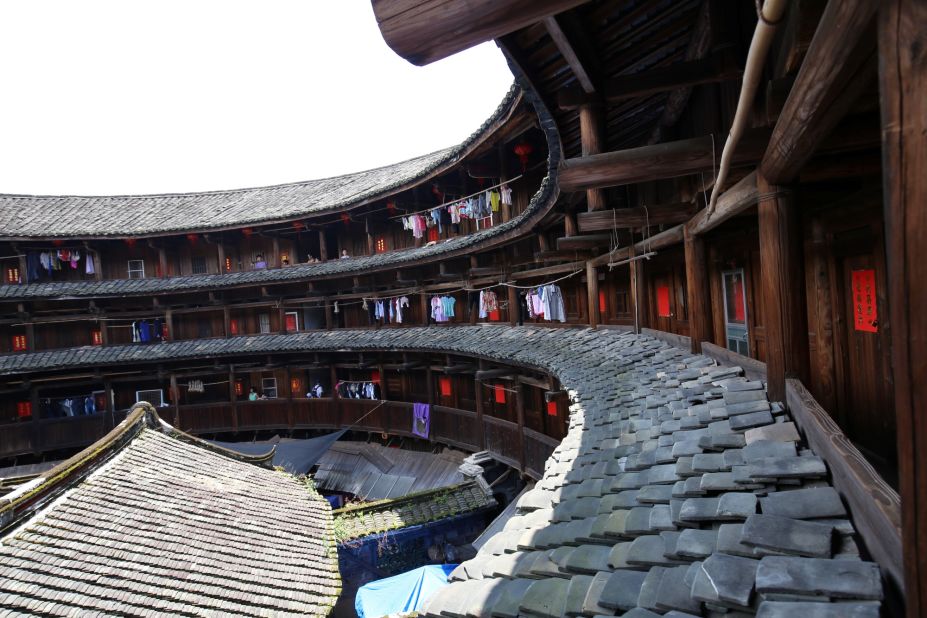 Great Read: In China, clans' fortress homes abandoned for modern