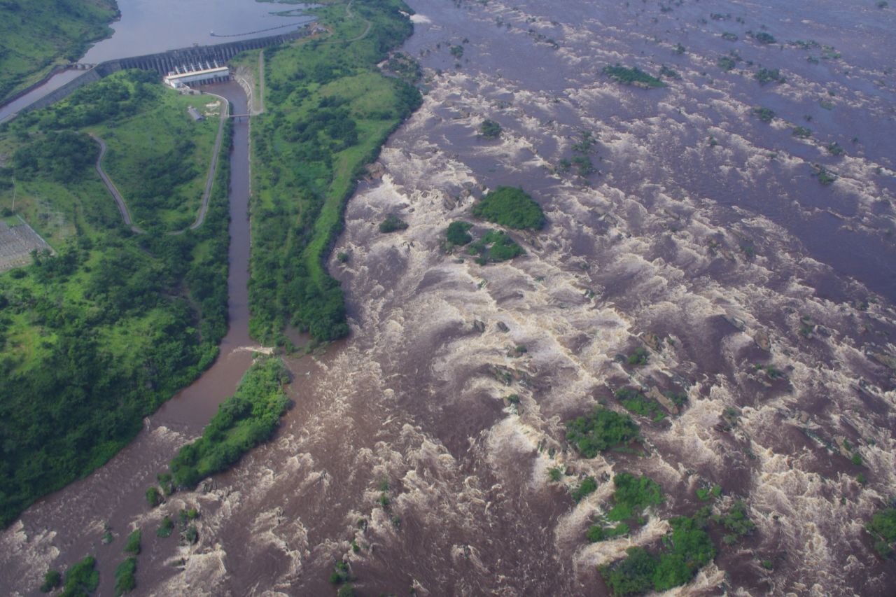 The government of the DRC is seeking to harness the power potential of the Congo river by building <a href="http://edition.cnn.com/2013/06/28/business/biggest-hydropower-grand-inga-congo/">the Grand Inga</a>, expected to to be the world's biggest hydroelectric project when completed. But NGOs claim electricity generated will bypass rural communities. 