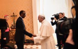 Rwandan President Paul Kagame meets with Pope Francis at the Vatican.  
