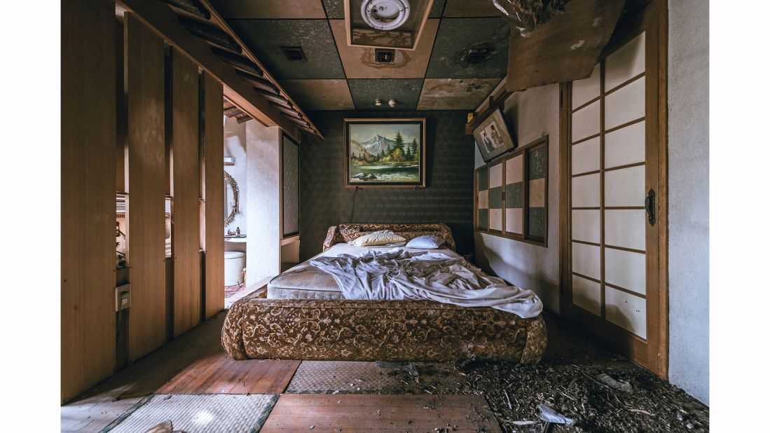 "Japanese people always try something new and they want something new," says Thissen. The Fuurin love motel, once a place for lovers and secret relationships, seems to have closed down because of its remote location and changing trends. 