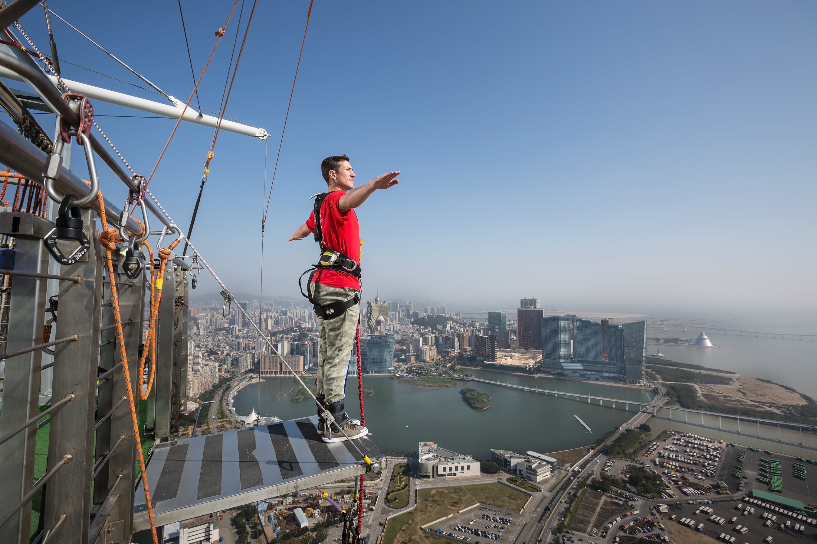 15 of the world's best bungee jumps