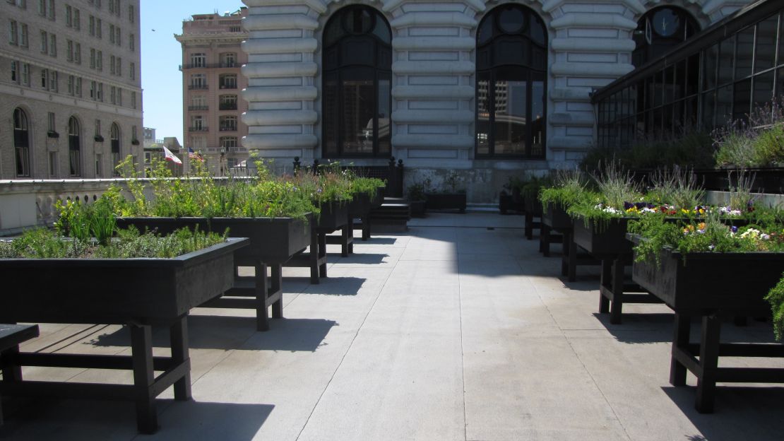 The Fairmont San Francisco's rooftop garden adds flair to its cuisine.