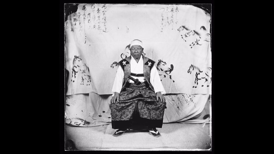 Photographer captures descendents of Japanese samurai | CNN