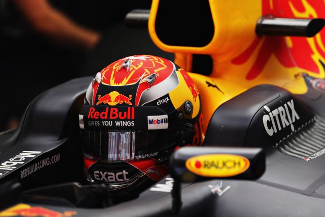 The <a href="http://cnn.com/2017/03/23/motorsport/verstappen-australia-formula-one-2017/">19-year-old</a> has kept it simple by co-ordinating his helmet with his drive. Red Bull was second last year -- will they go a step further in 2017?