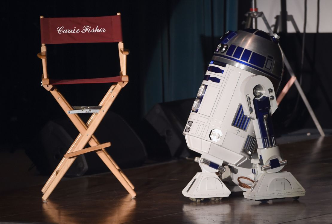 R2-D2 at memorial for Debbie Reynolds and Carrie Fisher.