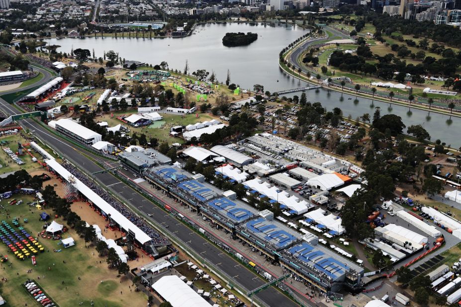 Melbourne's Albert Park was hosting its 22nd grand prix in what is the 68th F1 season. 
