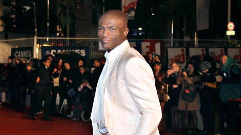 Seal under investigation for alleged sexual battery pic