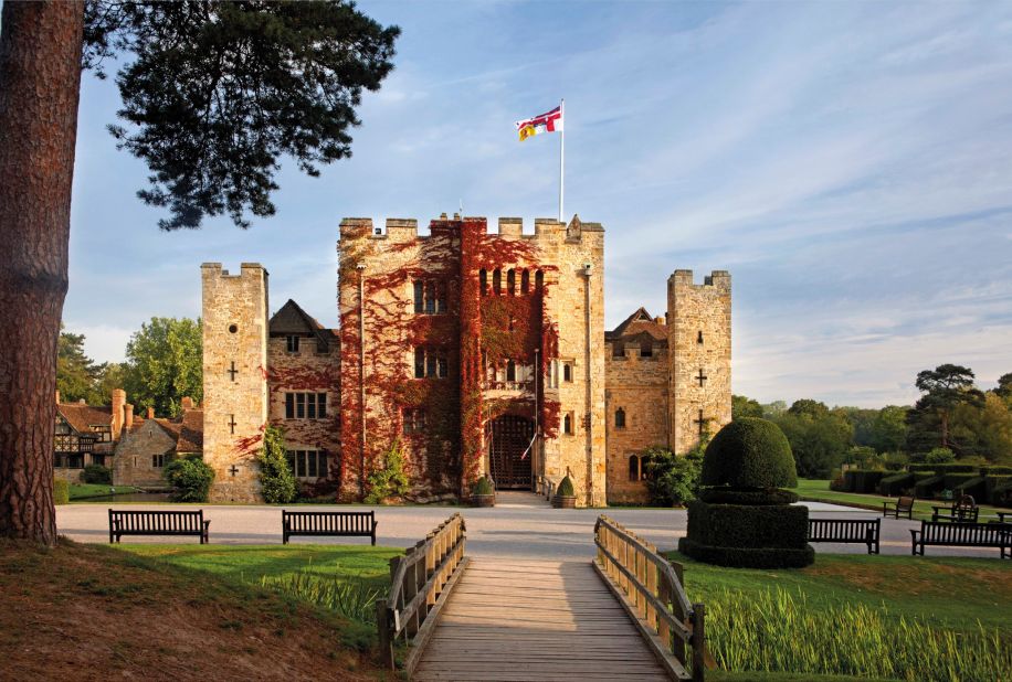 <strong>Hever Castle </strong>-- Being the home of Anne Boleyn, the second wife of King Henry VIII, this 13th-century castle in Kent is one of the most storied in England.