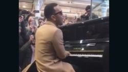 John Legend gives an impromptu performance at London's St. Pancras train station on 29 March 2017.