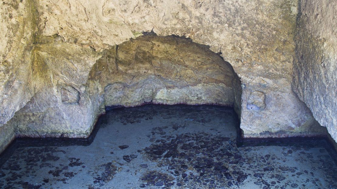 The Roman pool where Anna Fallarino enjoyed swimming nude. 