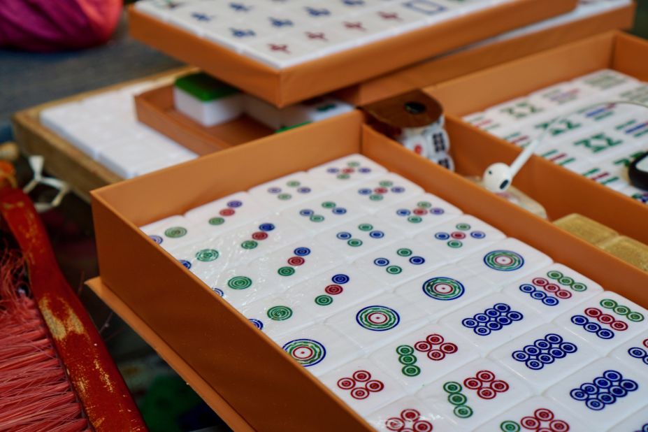 <strong>What's in a set?</strong> A four-person Hong Kong mahjong set comprises 144 pieces, including the four suits -- bamboo, dots, characters, directional winds -- and special tiles like flowers, seasons and dragons.