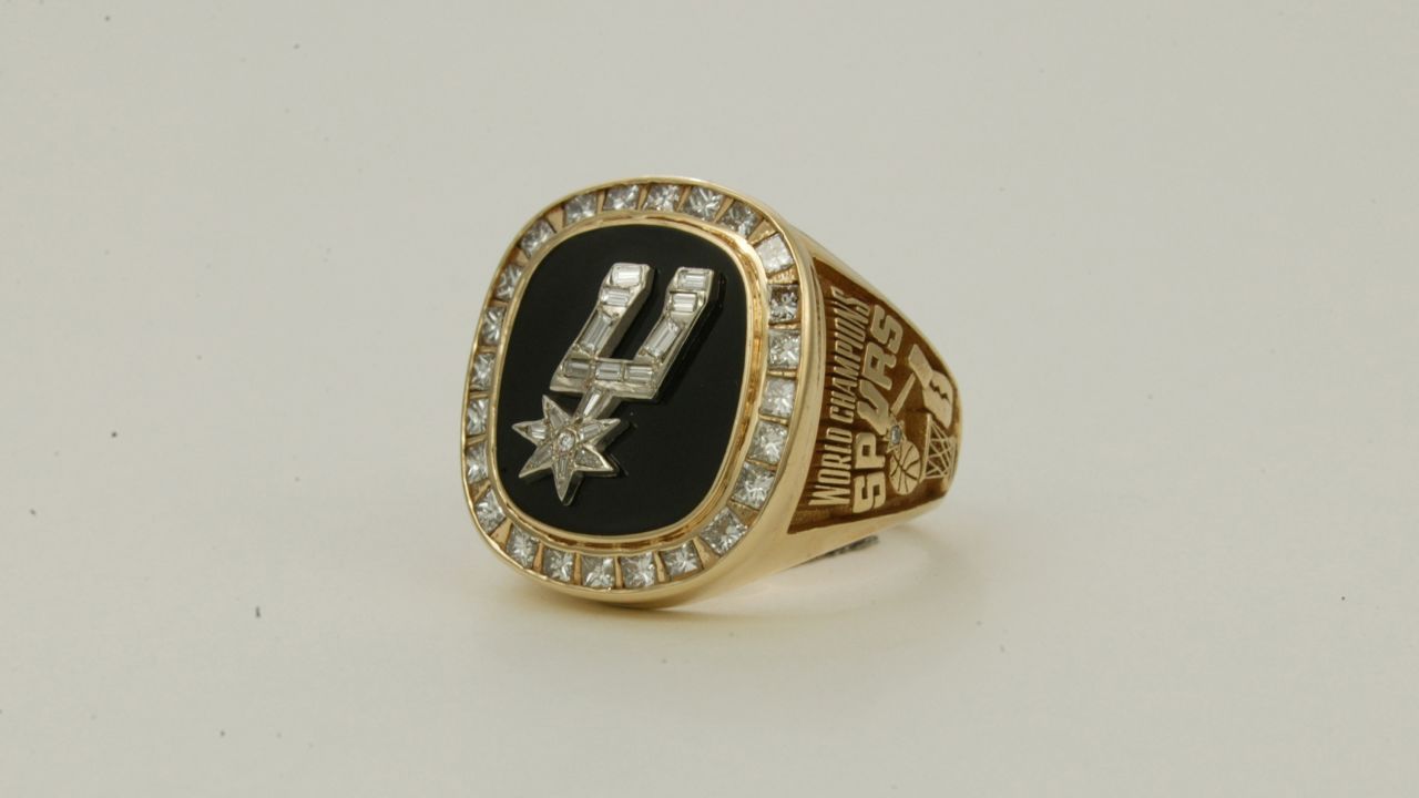 Ever seen spurs made of diamonds and gold? You have now. This ring comes from the San Antonio Spurs' championship season in 1998-99.