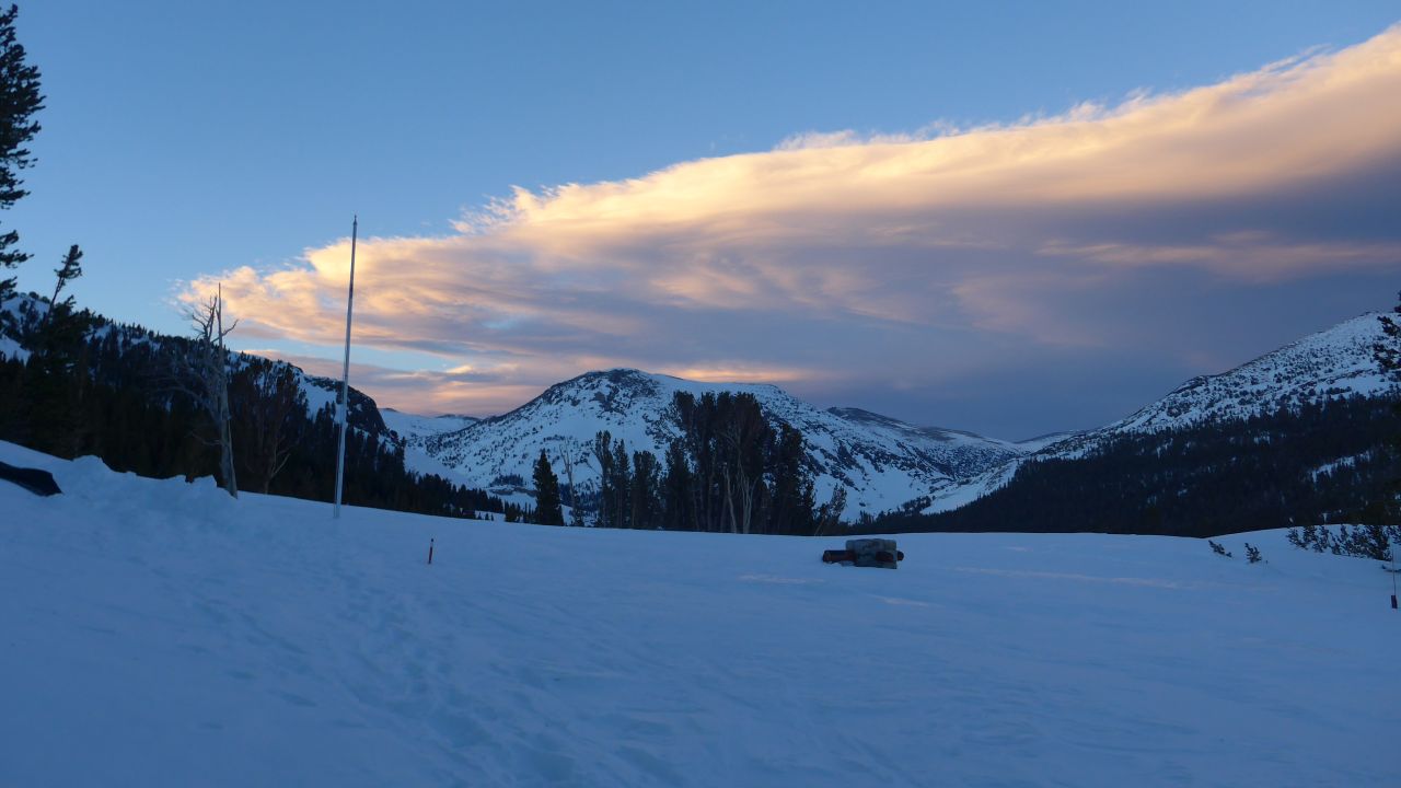 Now you see it (a Tioga Pass kiosk in 2015) and now you don't, except for an antenna.