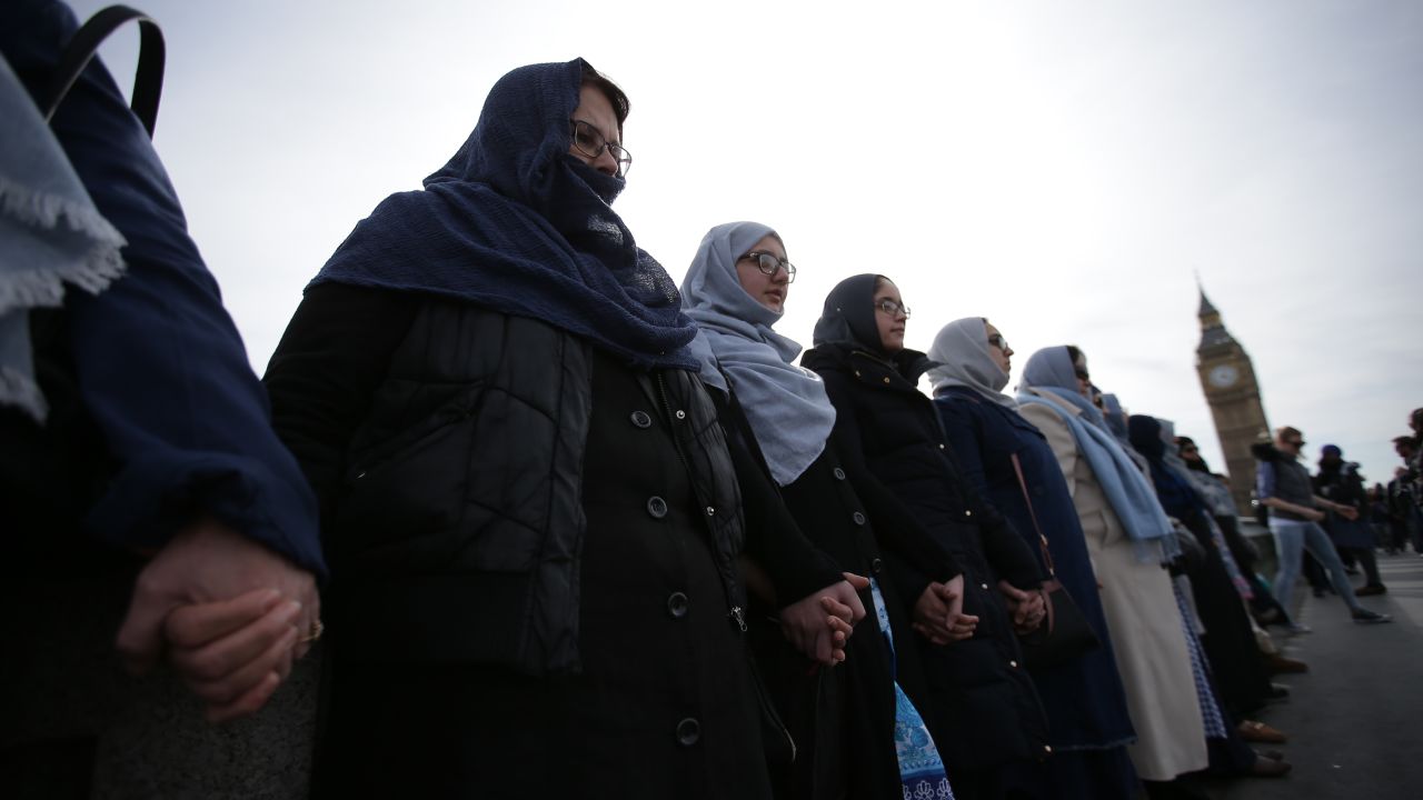 Muslim women <a href="http://www.cnn.com/2017/03/27/europe/london-attack/" target="_blank">link arms along London's Westminster Bridge</a> on Sunday, March 26, showing solidarity for those victimized by a recent terror attack there. Many of the women wore blue to symbolize peace. Four days earlier, lone attacker Khalid Masood rammed a car into pedestrians on the bridge, killing several people and leaving dozens injured. He crashed the vehicle before later stabbing an on-duty police officer outside Parliament. Masood was shot dead by police at the scene.