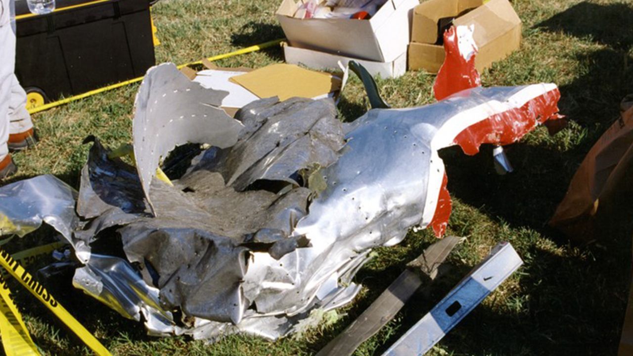Pentagon 9/11 FBI photos - debris