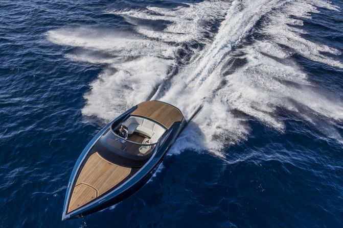Aston Martin's design influence is clearly visible on the British sports car manufacturer's joint venture with Quintessence Yachts: the AM37.