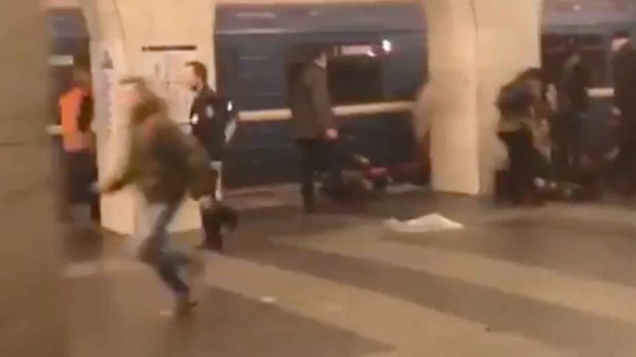 03 st petersburg metro blast 0403