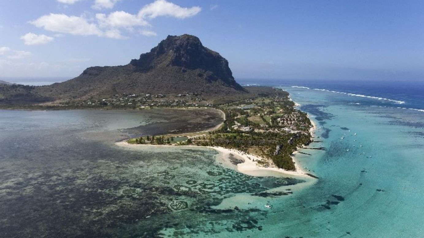 <strong>Le Morne: </strong>The mountain at Le Morne was once a refuge for escaped slaves. With cliffs on three sides, the beautiful mountaintop provided an easily defensible site.