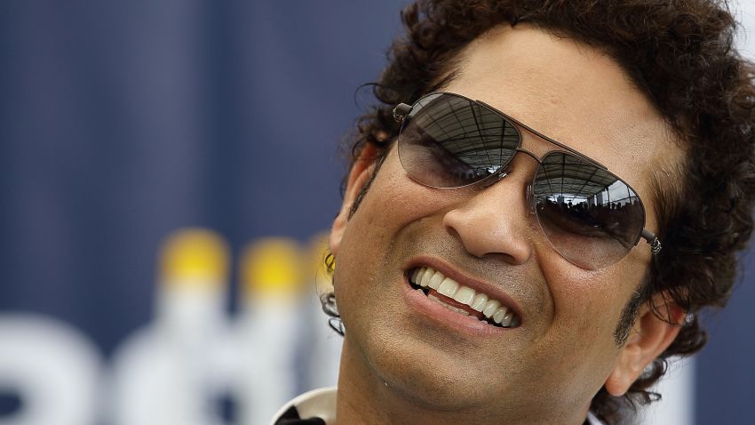 Sachin Tendulkar has released his debut single as a "special tribute" to his former teammates
