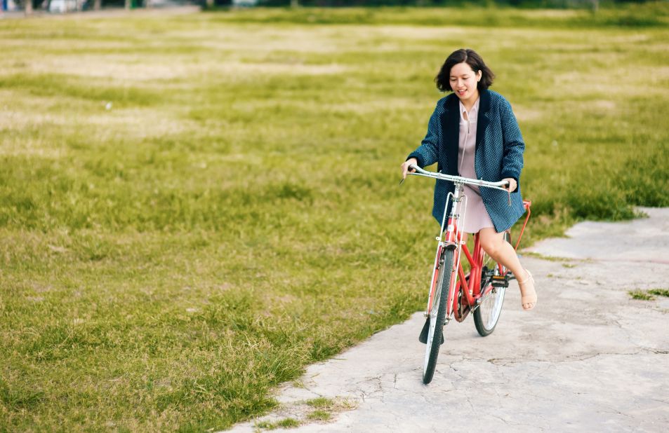 <strong>Lan Chi Tran: </strong>A Hanoi native, 30-year-old Lan Chi Tran has a deep connection with her hometown -- evident on her vibrant Instagram feed, where she has 9,000-plus followers. Tran pursues photography as way to relax -- even in busy Hanoi, she finds peace through her practice.