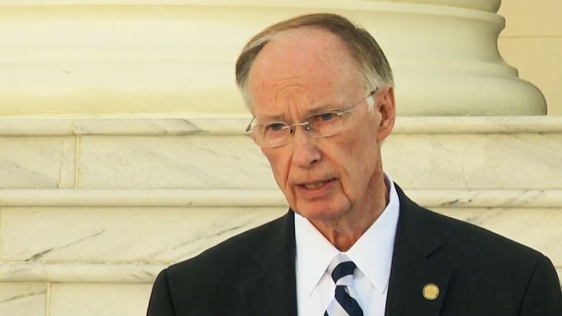 Alabama s Robert Bentley aka the Luv Guv gives up CNN Politics