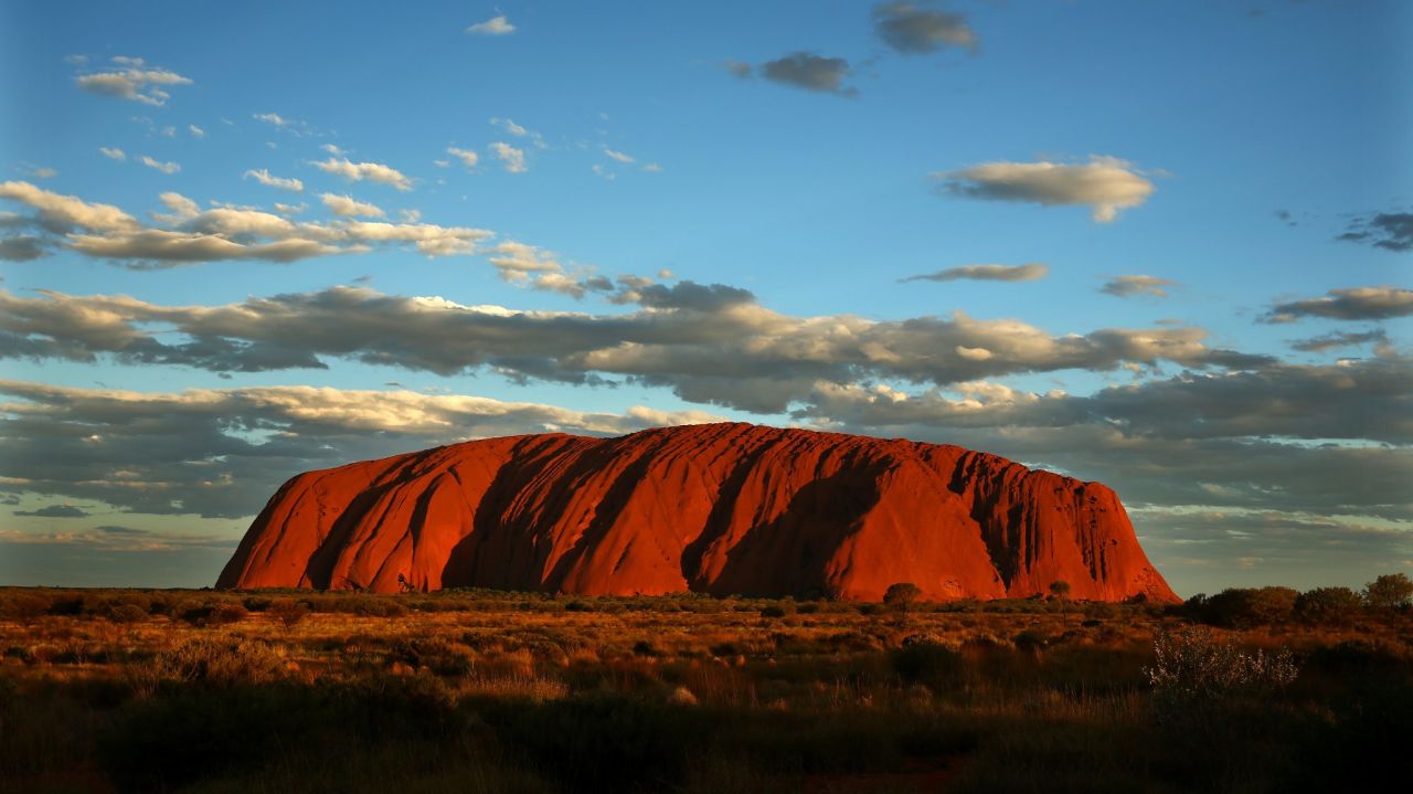 <strong>Uluru/Ayers Rock, Australia:</strong> Australia's favorite giant sandstone mass is 350 meters high and more than nine kilometers in circumference.