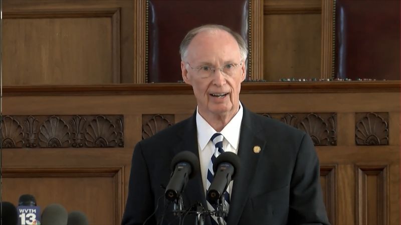 Alabama governor resigns amidst scandal