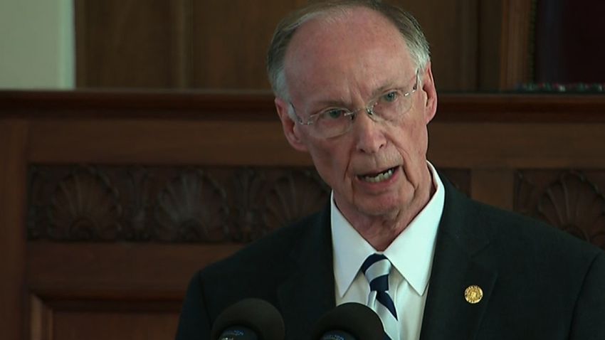 Robert Bentley Alabama resignation 01