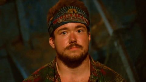zeke smith survivor transgender outed vstop dlewis orig_00000000.jpg