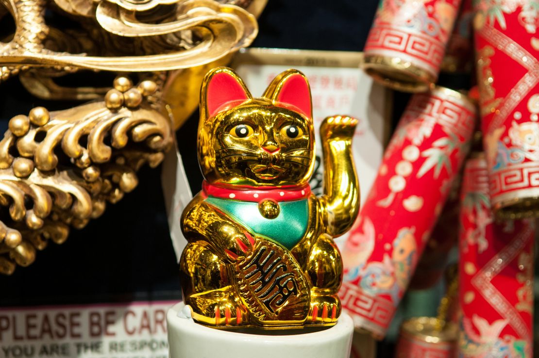 Collect your souvenirs at one of HK's markets.