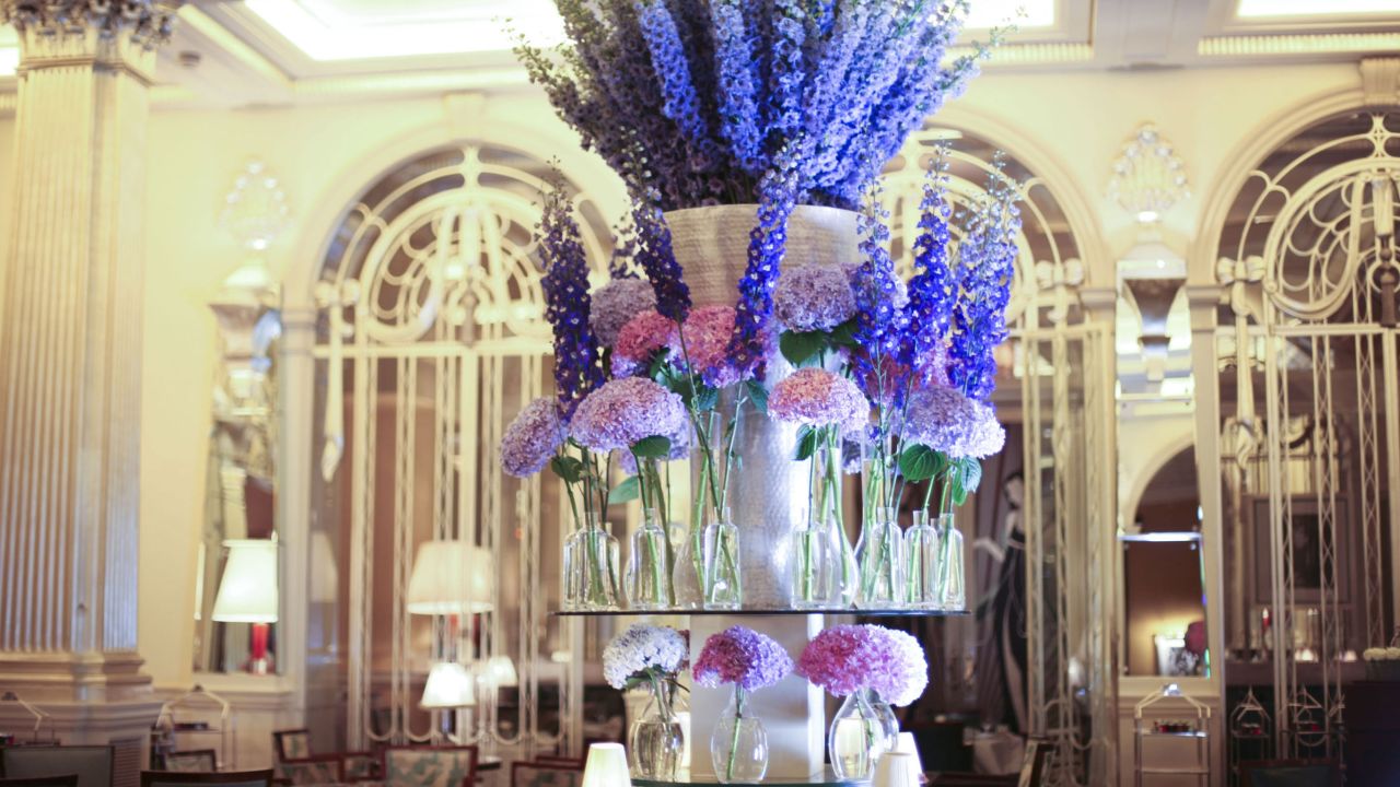 <strong>Claridge's Hotel London:</strong> Internationally renowned florist McQueens excels in its lobby blooms for Claridge's, especially when it comes to holidays and special events.