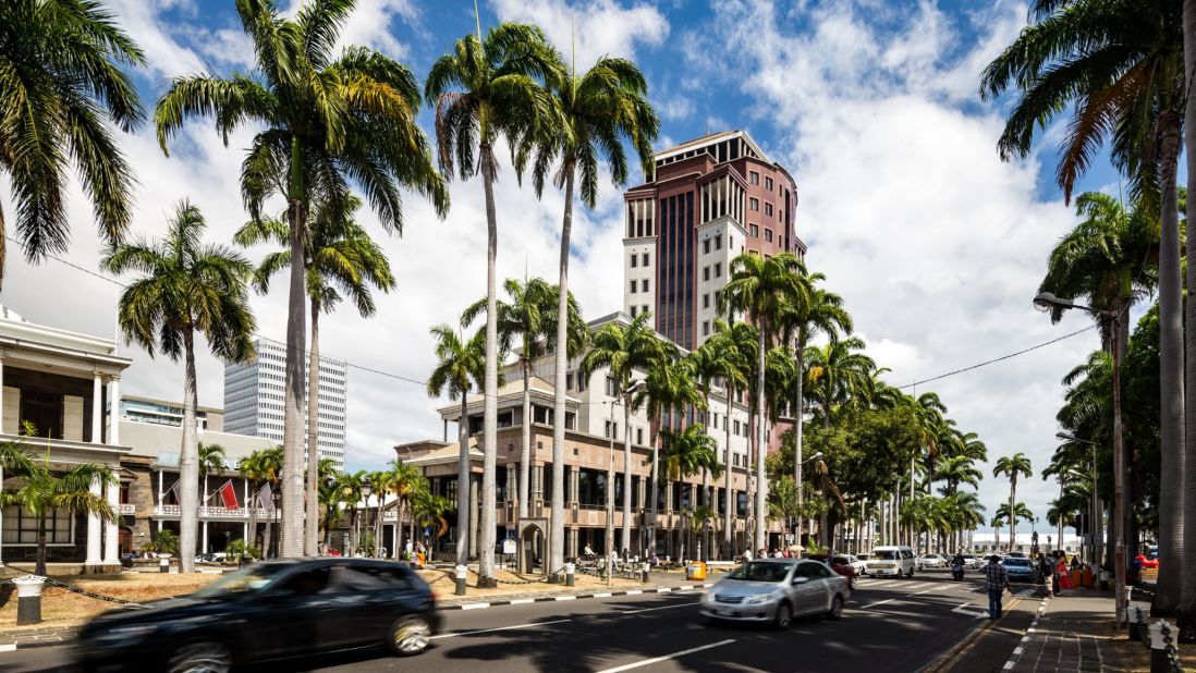 <strong>Place d'Armes: </strong>Whether faded or restored, the old colonial architecture of the main esplanade through Port Louis is a glorious highlight of the island's capital. 