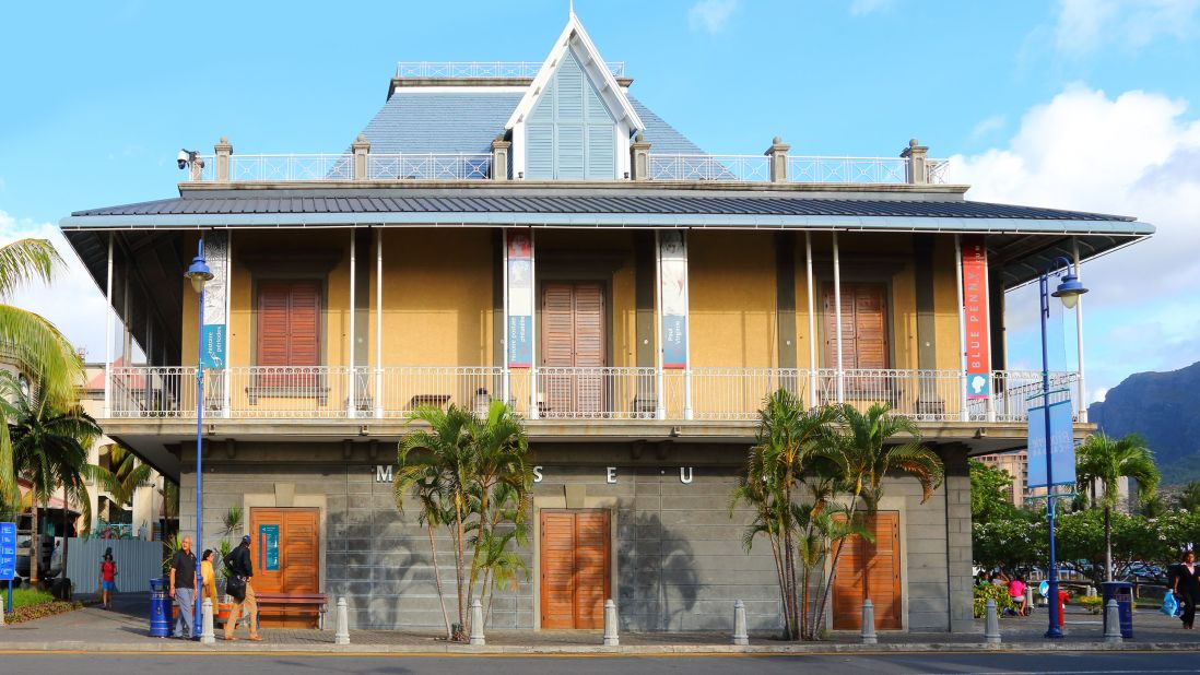 <strong>Blue Penny Museum: </strong>A museum dedicated to a single stamp may not seem like the most riveting attraction, but the <a href="http://www.bluepennymuseum.com/en/" target="_blank" target="_blank">Blue Penny Museum </a>presents an engaging overview of Mauritian history. 