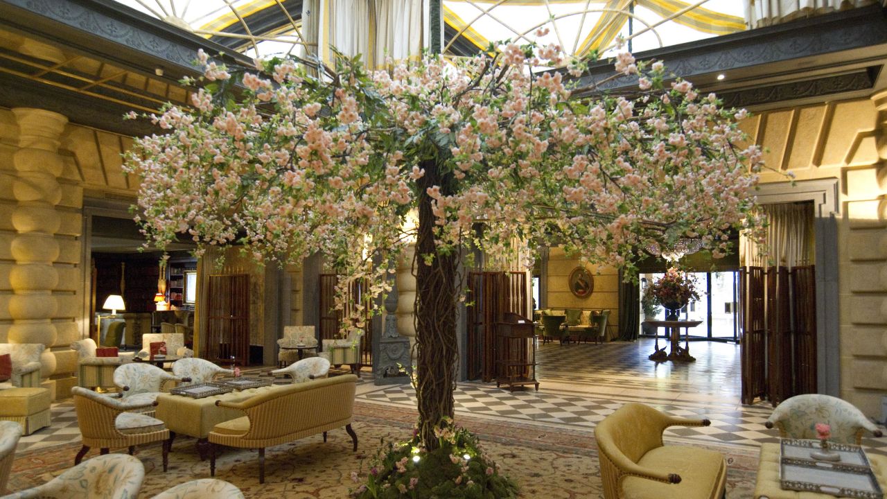 <strong>Hotel Metropole Monte-Carlo: </strong>Artistic director Miss Rose creates elaborate moods at Hotel Metropole, which in the past have involved flower-filled birdcages suspended from the ceiling.