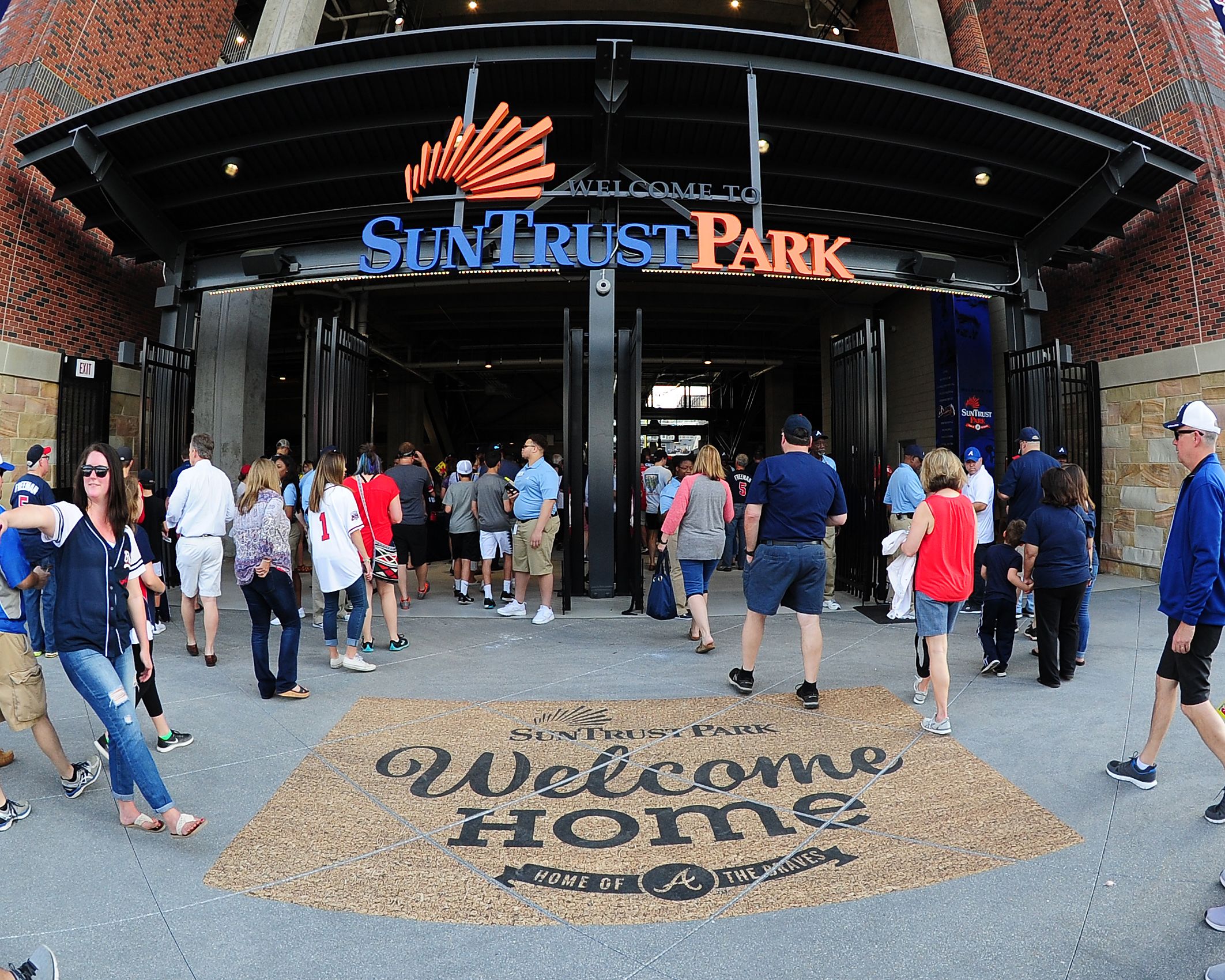 SunTrust Park has its first proposal just days ahead of first Braves game –  WSB-TV Channel 2 - Atlanta