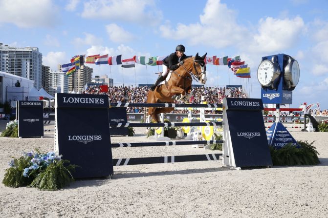 Guery won the event riding a clear round in a  time of 37.39 seconds.   