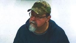 Here are new pictures of suspect Tad Cummins, captured the week prior to the kidnapping of Elizabeth Thomas.