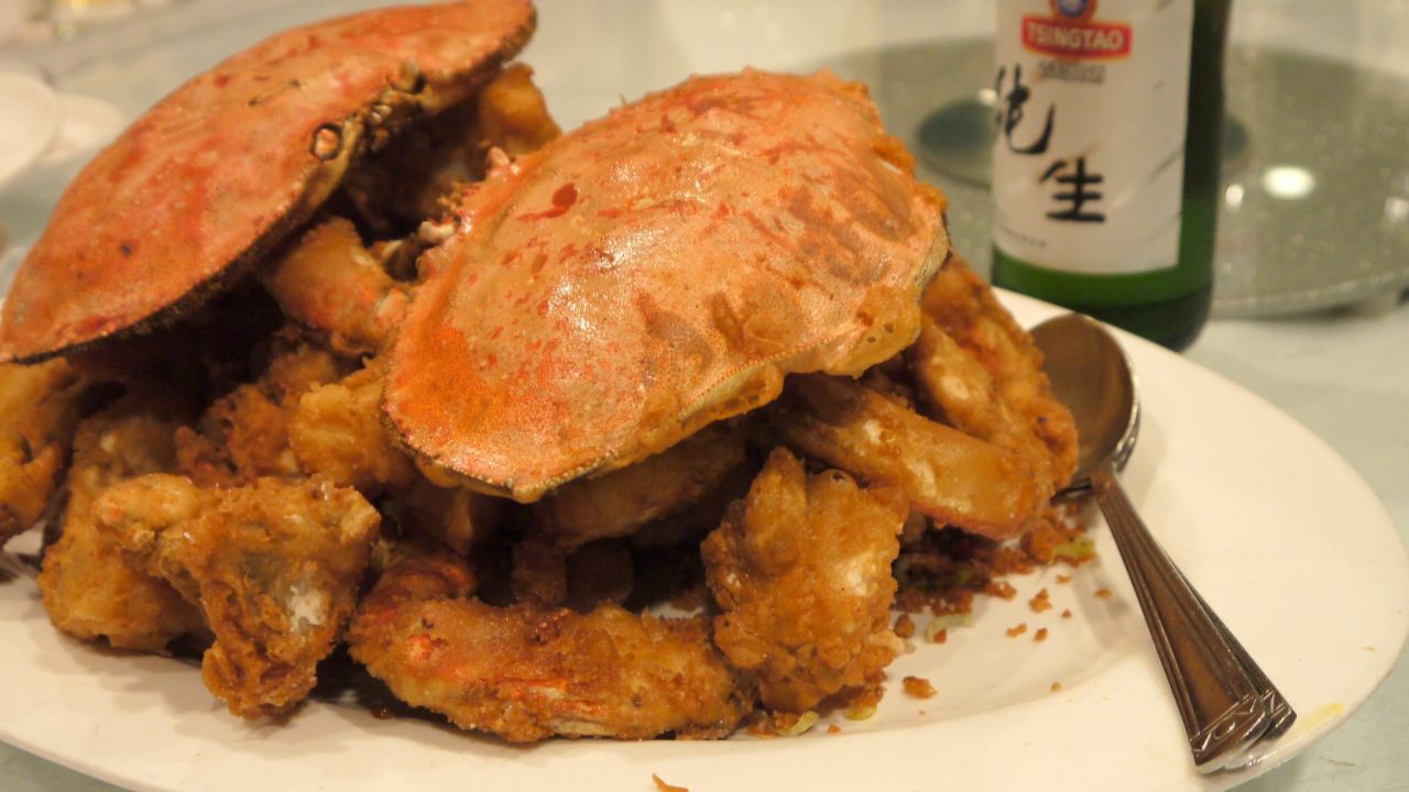 Fried crab at the R&G Lounge is said to be outstanding.